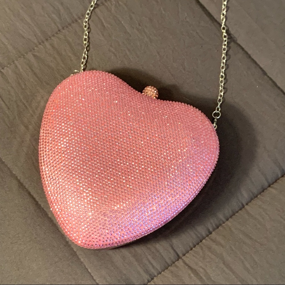 bedazzled pink heart purse